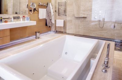 Spa-Like Soaking Tubs